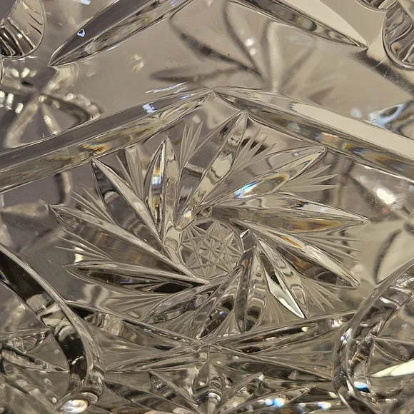 VTG Large Lead Crystal Heavy Cut Glass Basket w/ Stars & Pinwheels